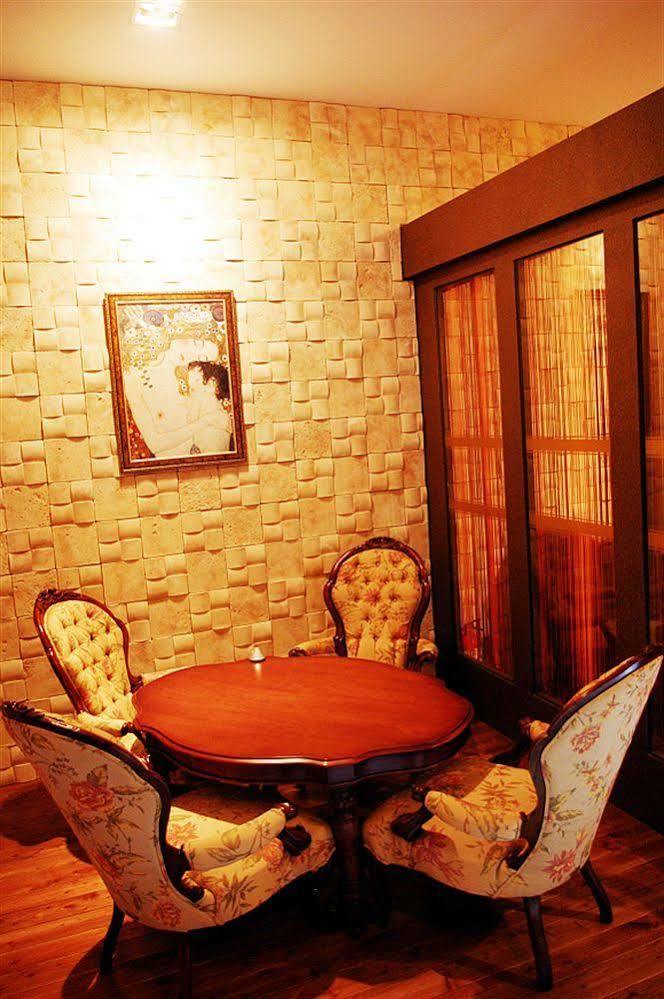 B&Beach Tourist Hotel Йосу Екстер'єр фото